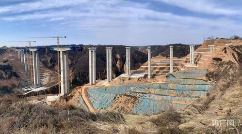 G244線甘肅慶陽過境段公路項目重點工程建設正酣