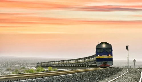 乘著鐵龍游大美新疆，2023年“坐著火車游新疆”旅游專列開啟絲路新體驗